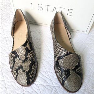 1.STATE Cacie Bootie Wedge Leather Flat Snakeskin